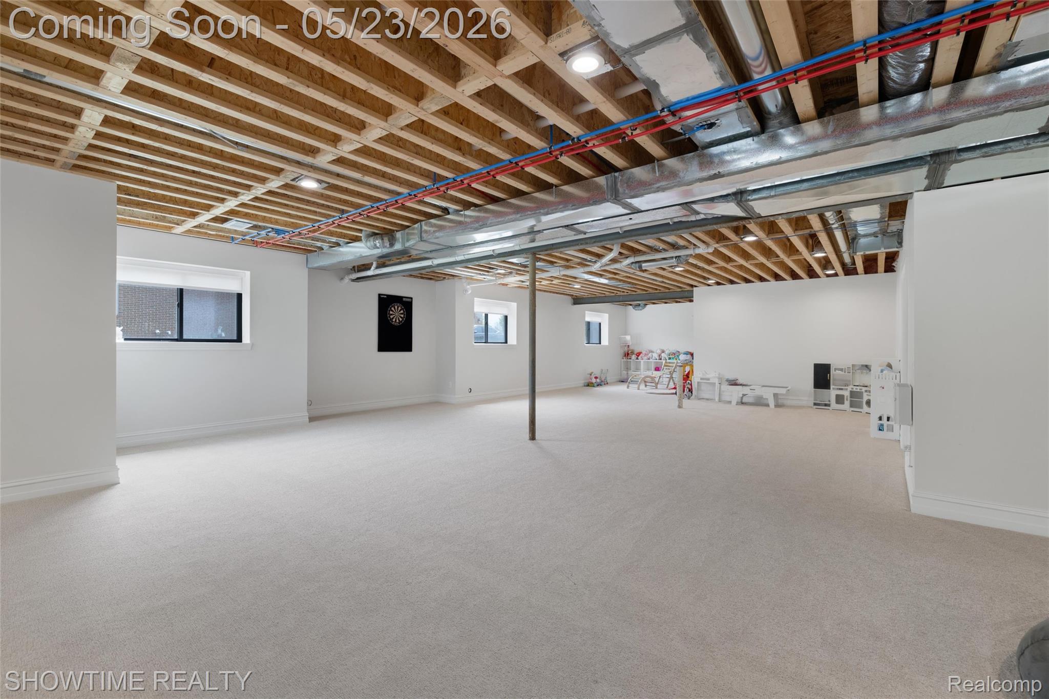 4805 Woodland Hills Drive