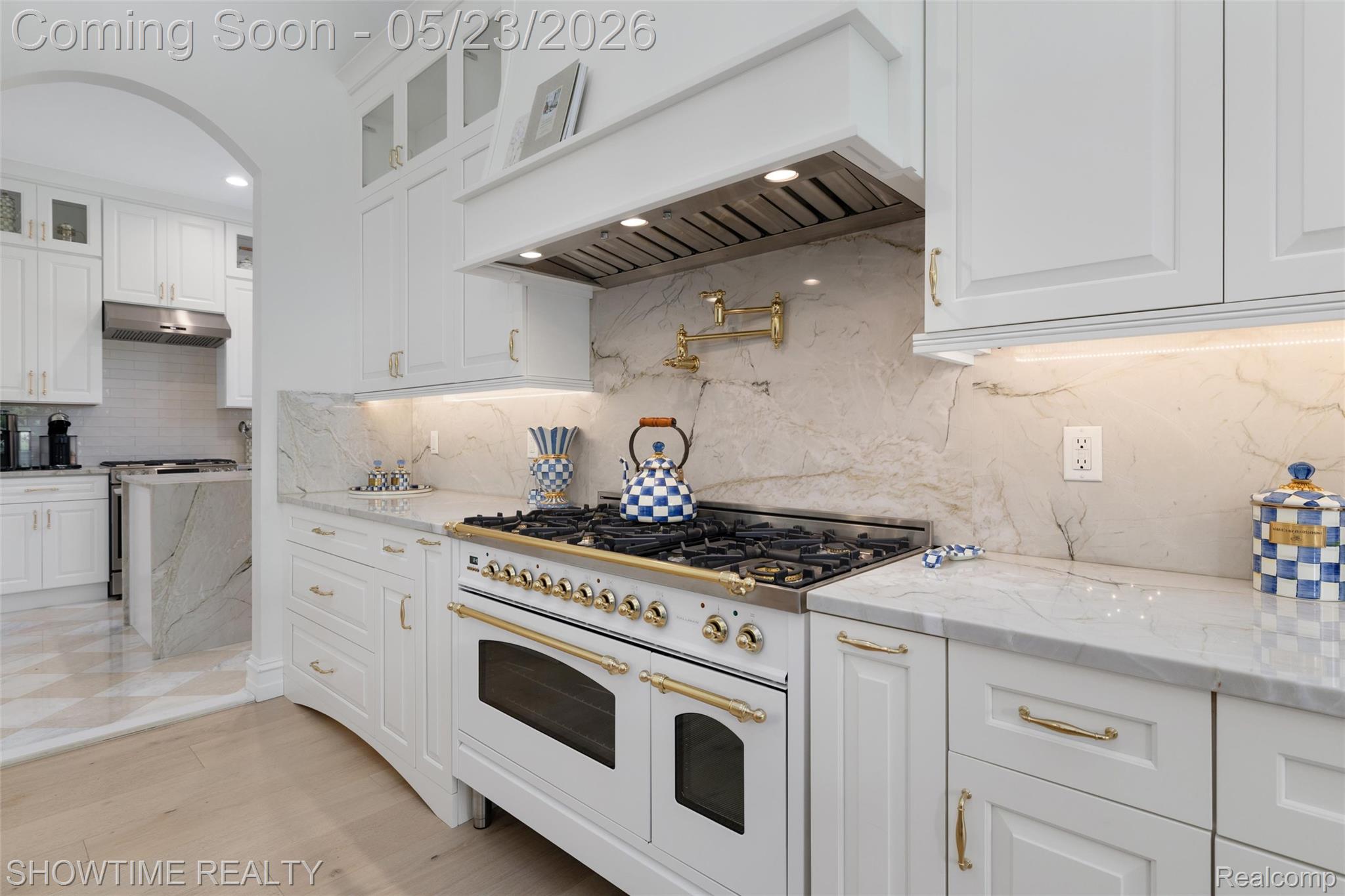 4805 Woodland Hills Drive