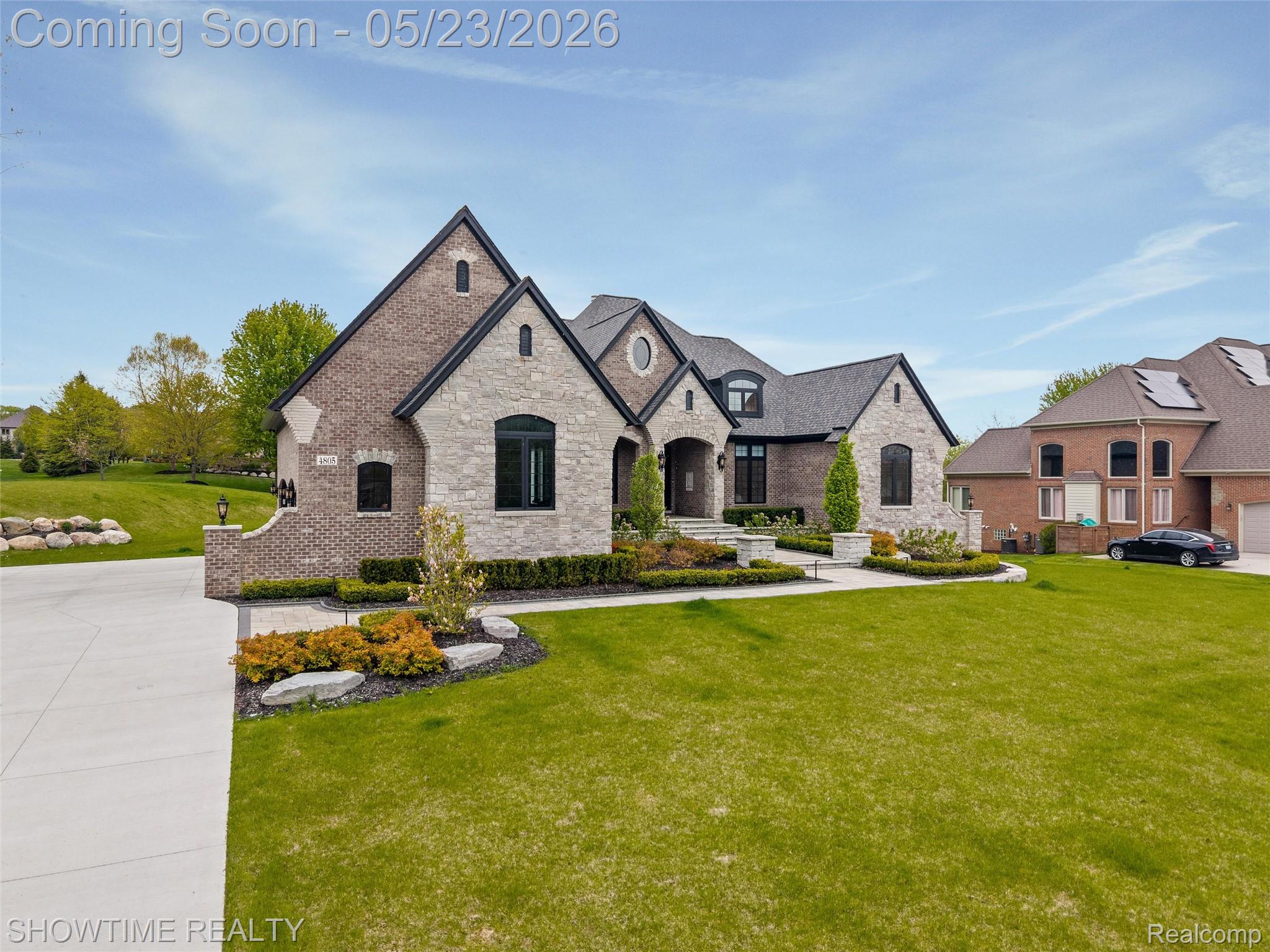 4805 Woodland Hills Drive