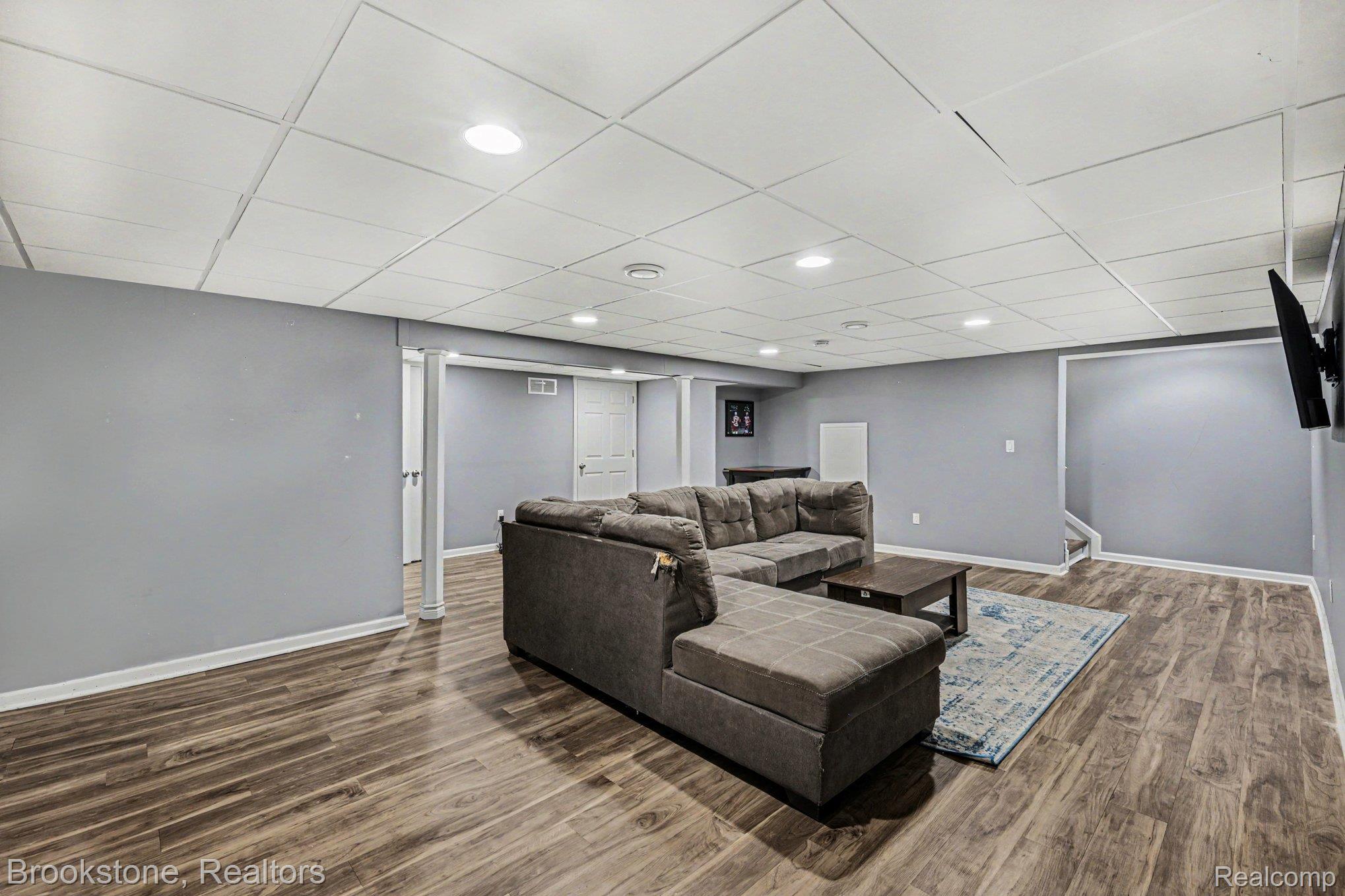 46561 Plum Grove Drive