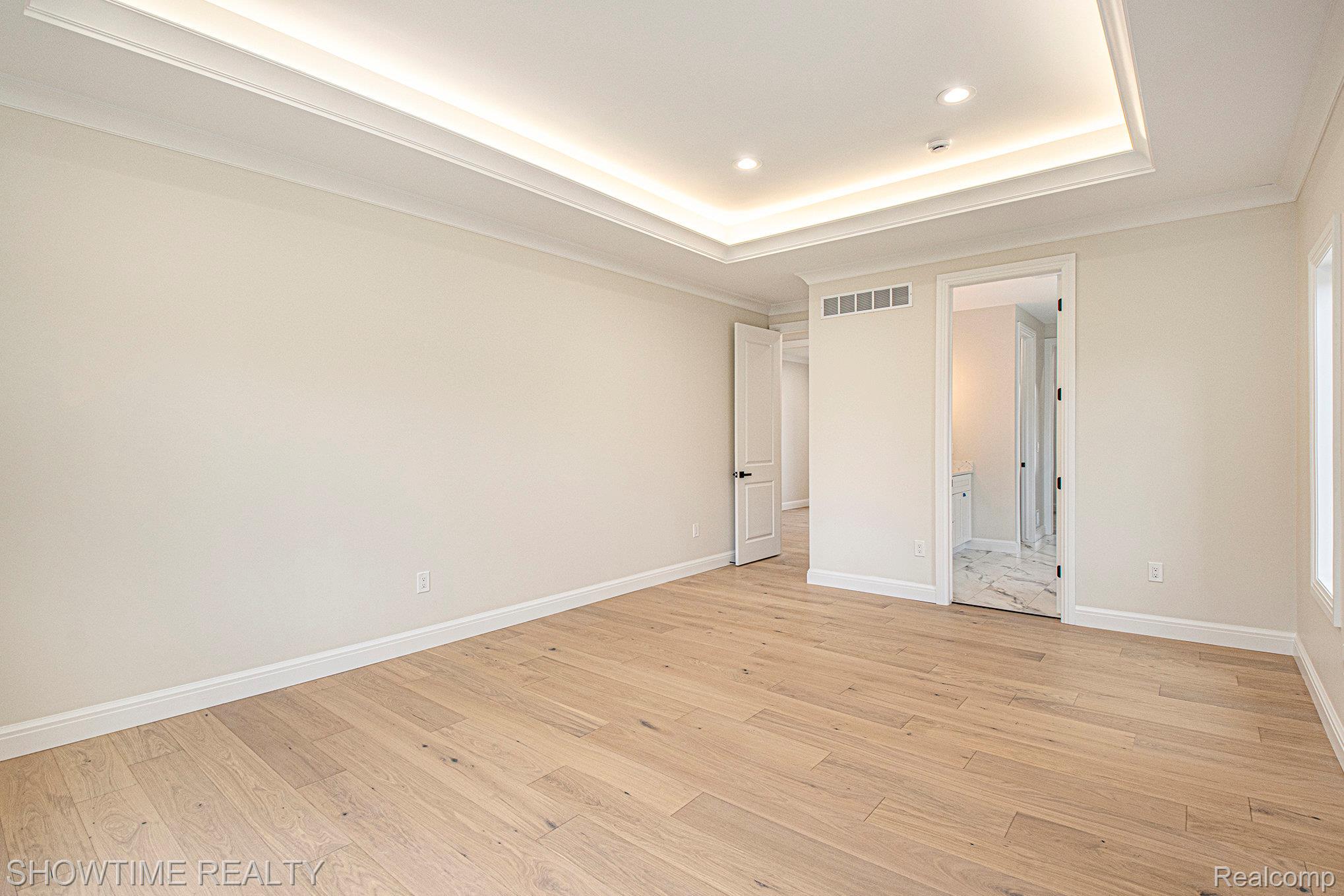 11695 ENCORE Drive