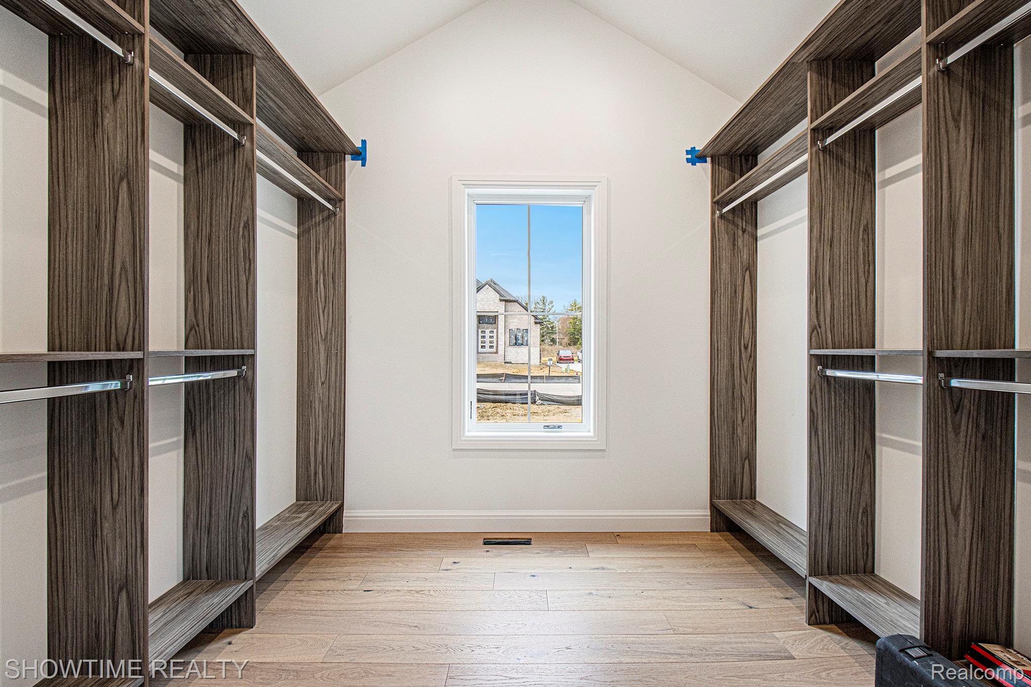 11695 ENCORE Drive