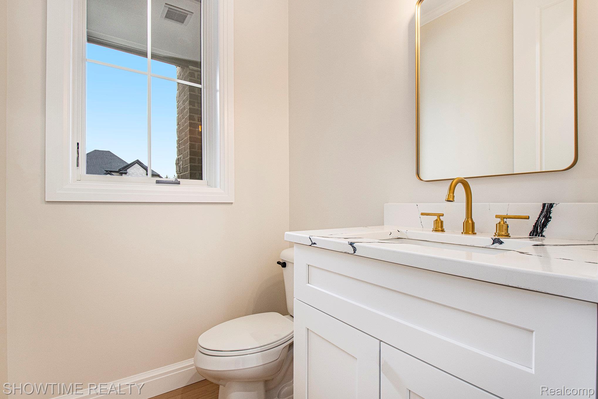 11695 ENCORE Drive