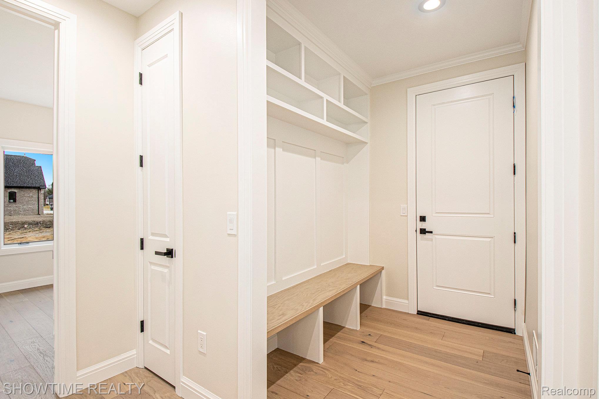 11695 ENCORE Drive