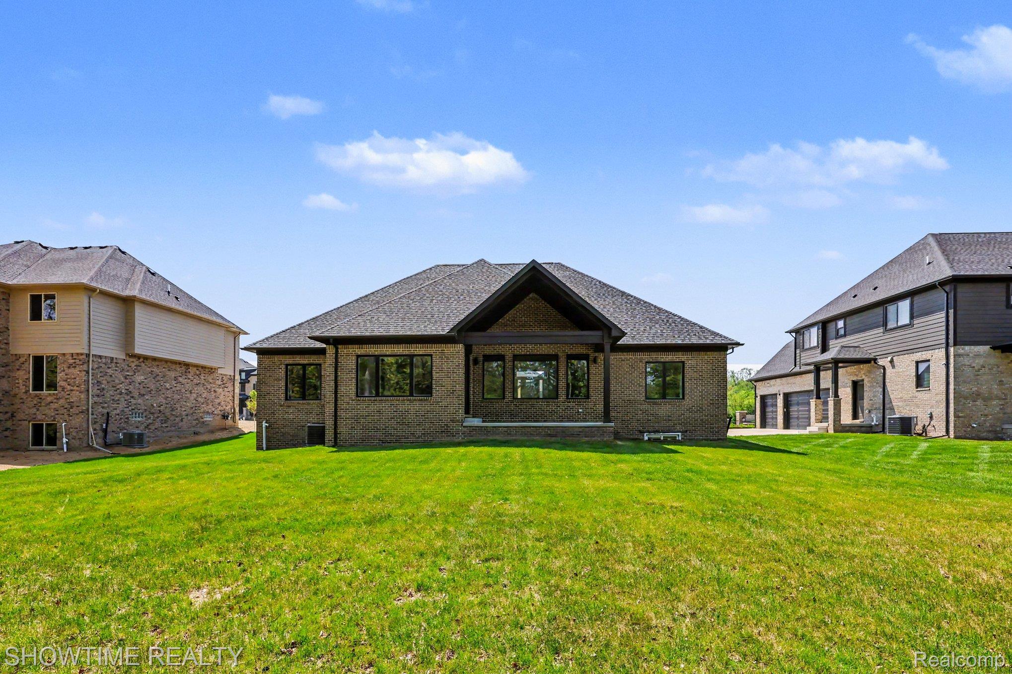 11695 ENCORE Drive