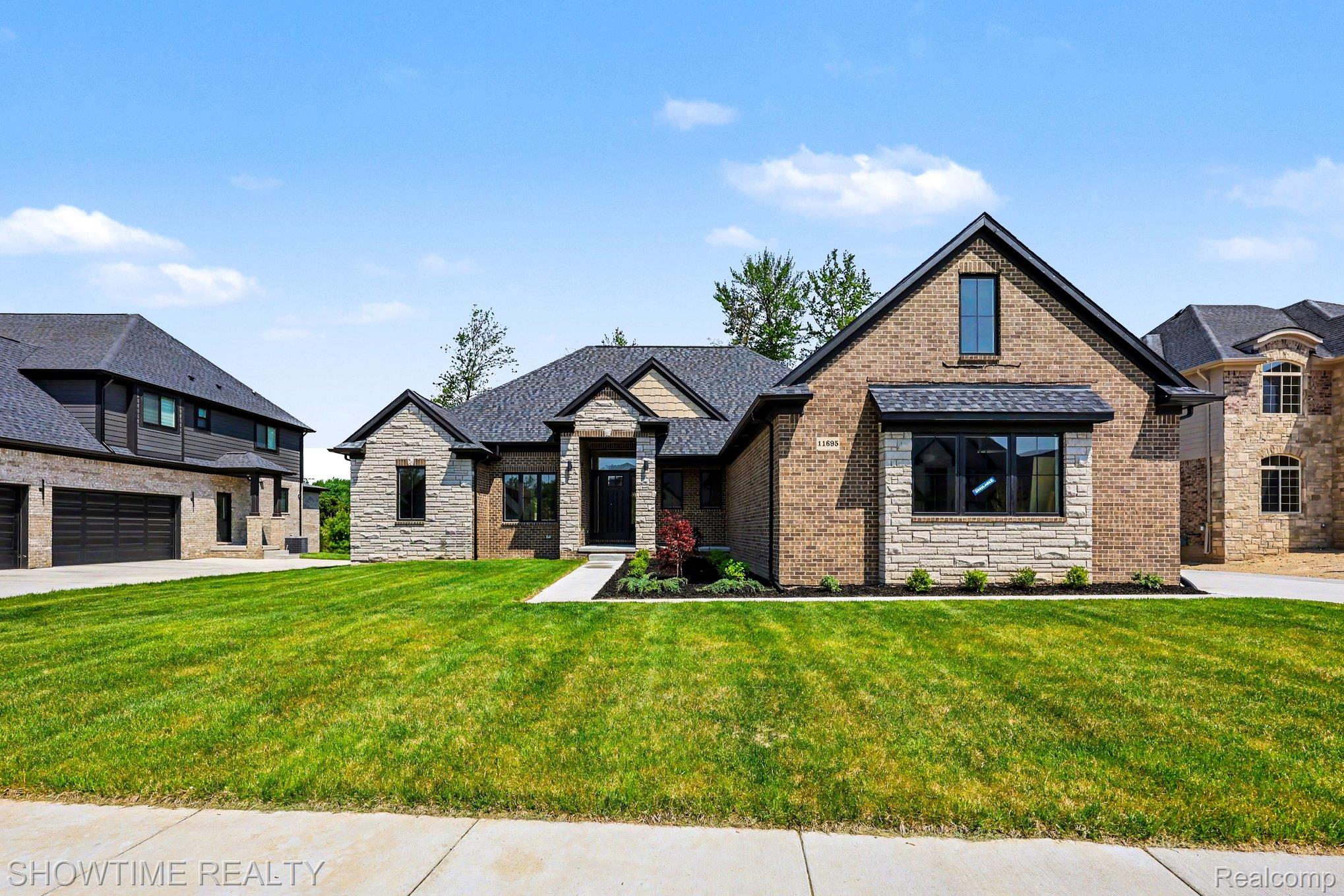 11695 ENCORE Drive