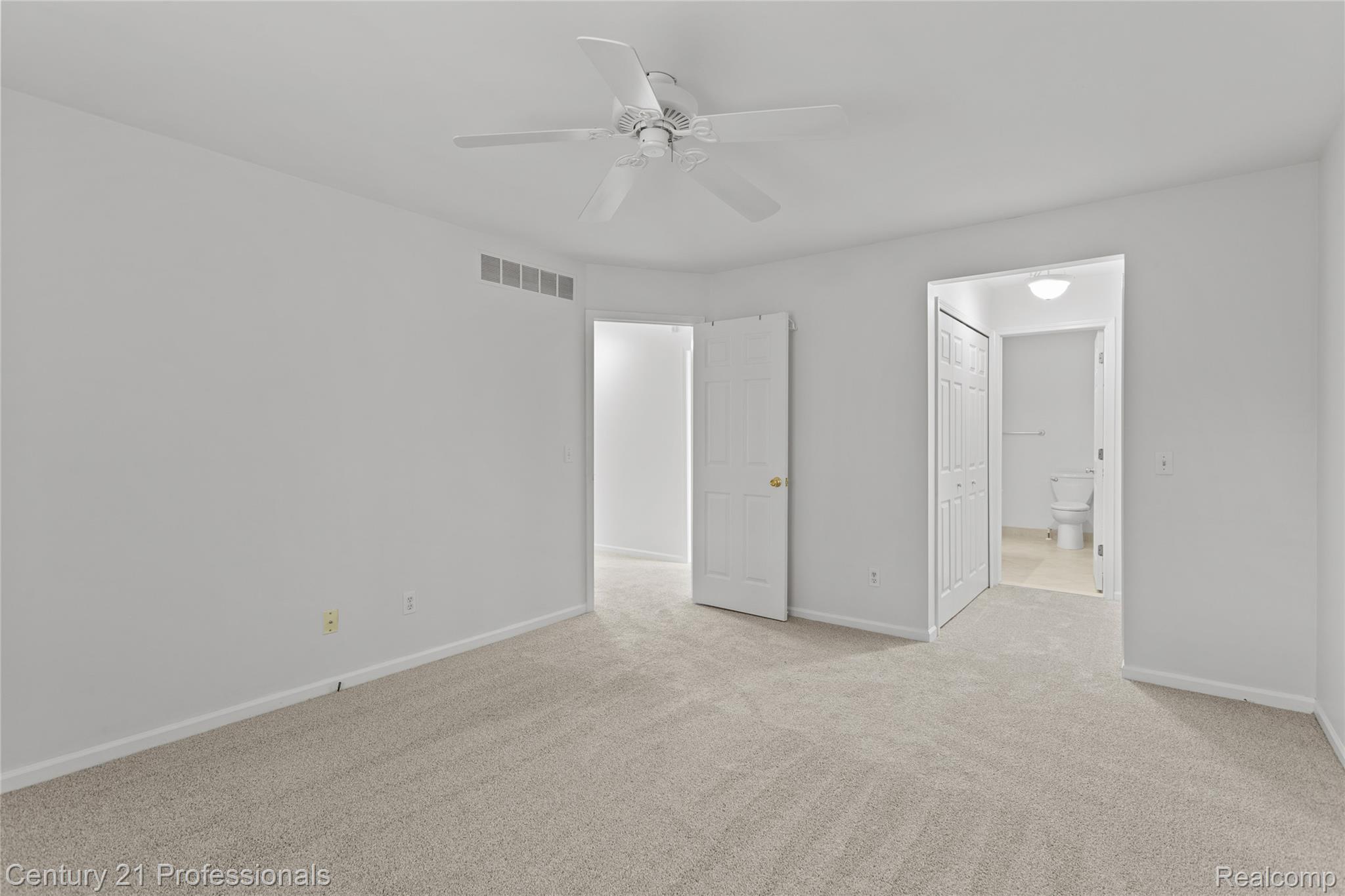 18344 Greenmeadow Drive