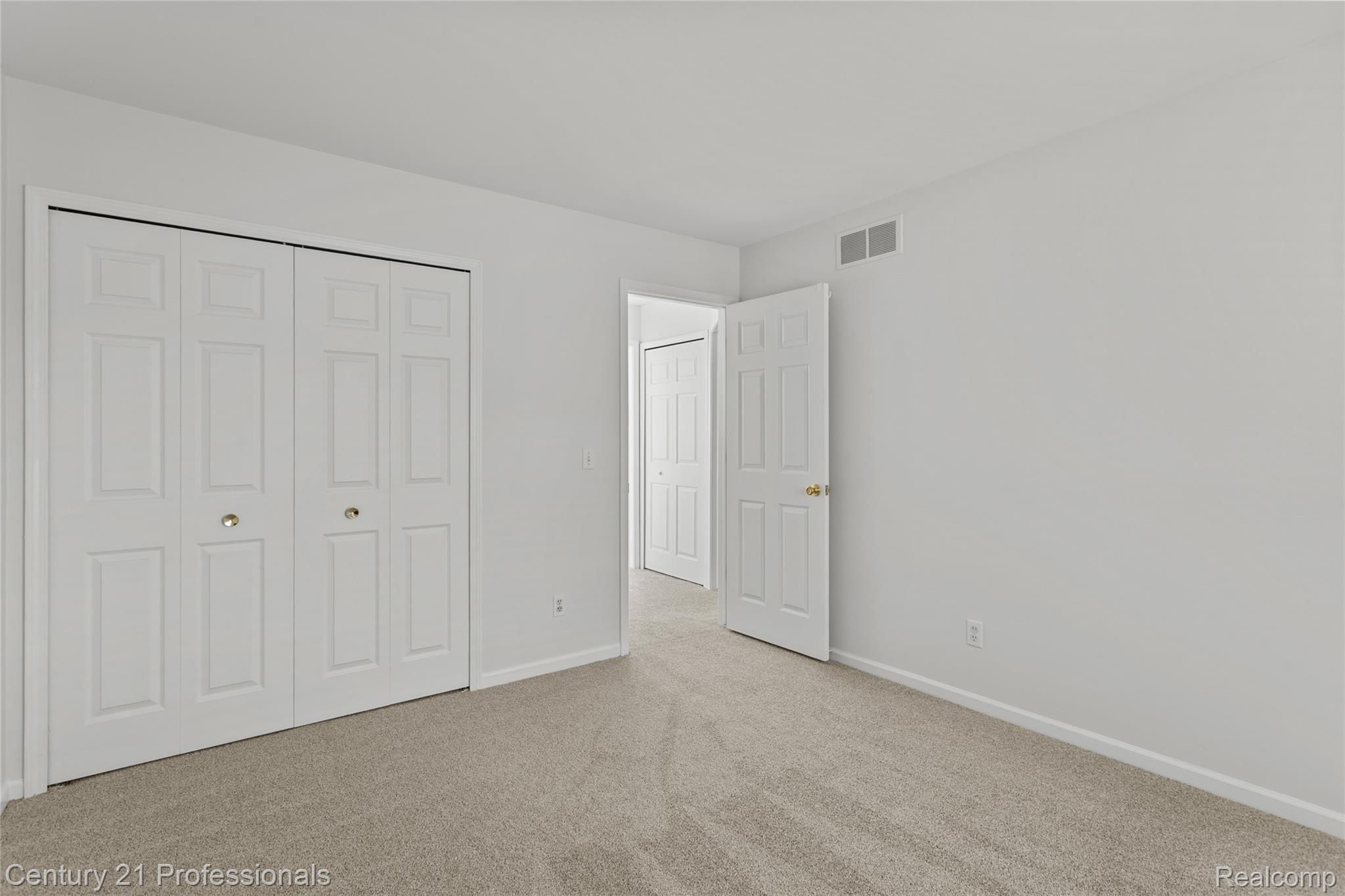 18344 Greenmeadow Drive