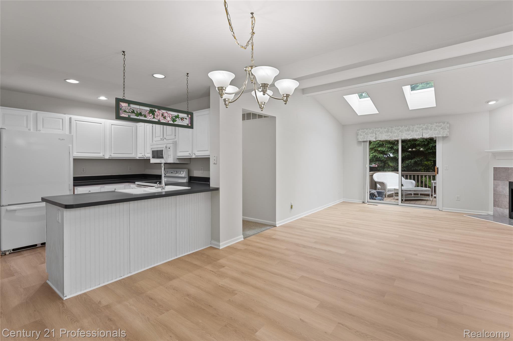 18344 Greenmeadow Drive
