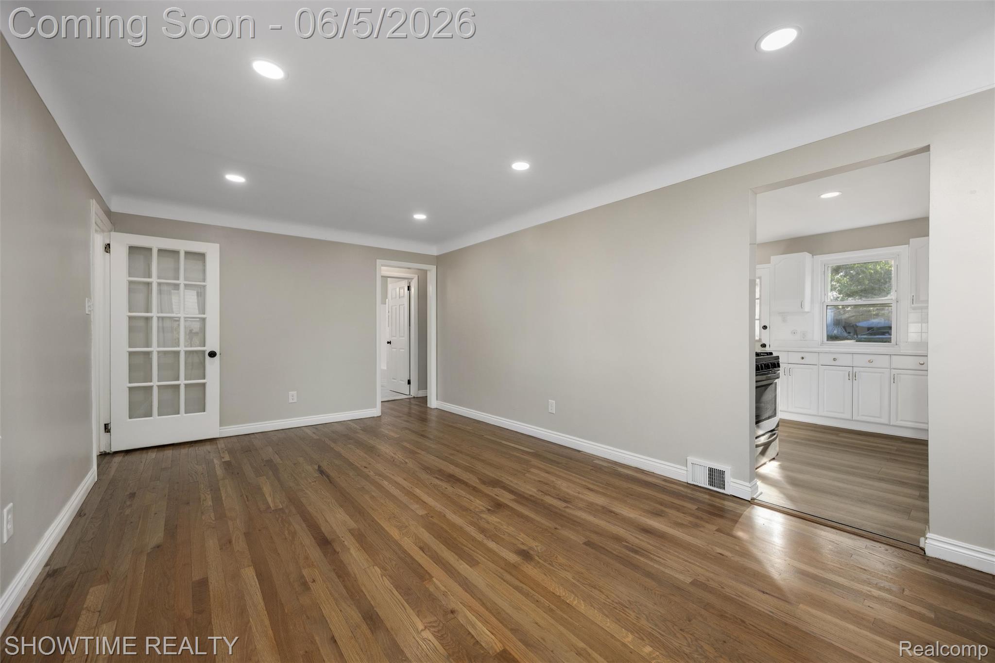 23101 Shakespeare Avenue