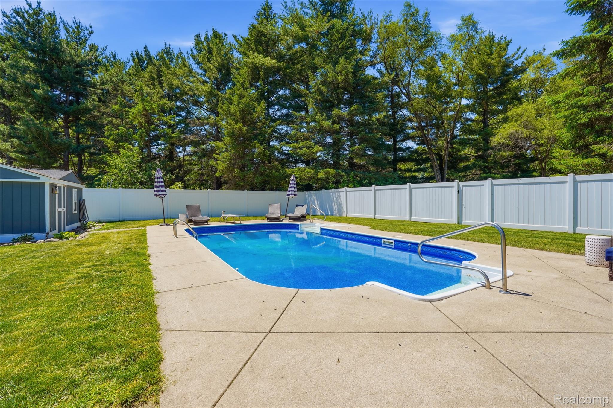 5080 Pleasant Valley Road