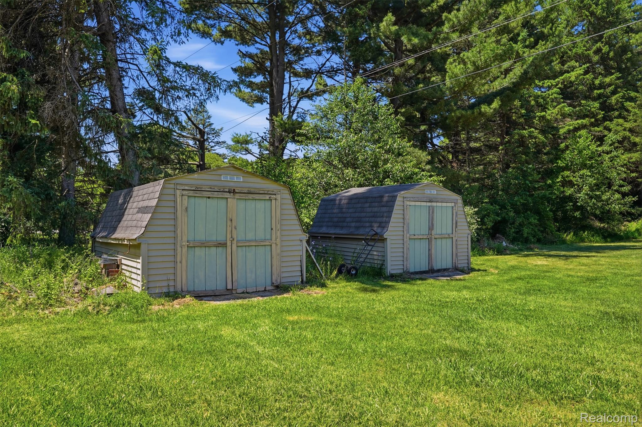 5080 Pleasant Valley Road