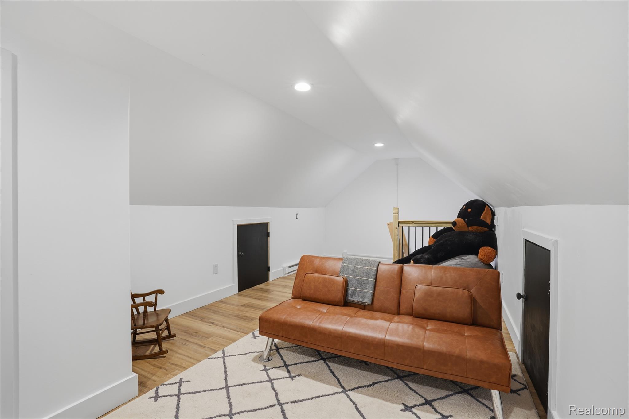 5080 Pleasant Valley Road