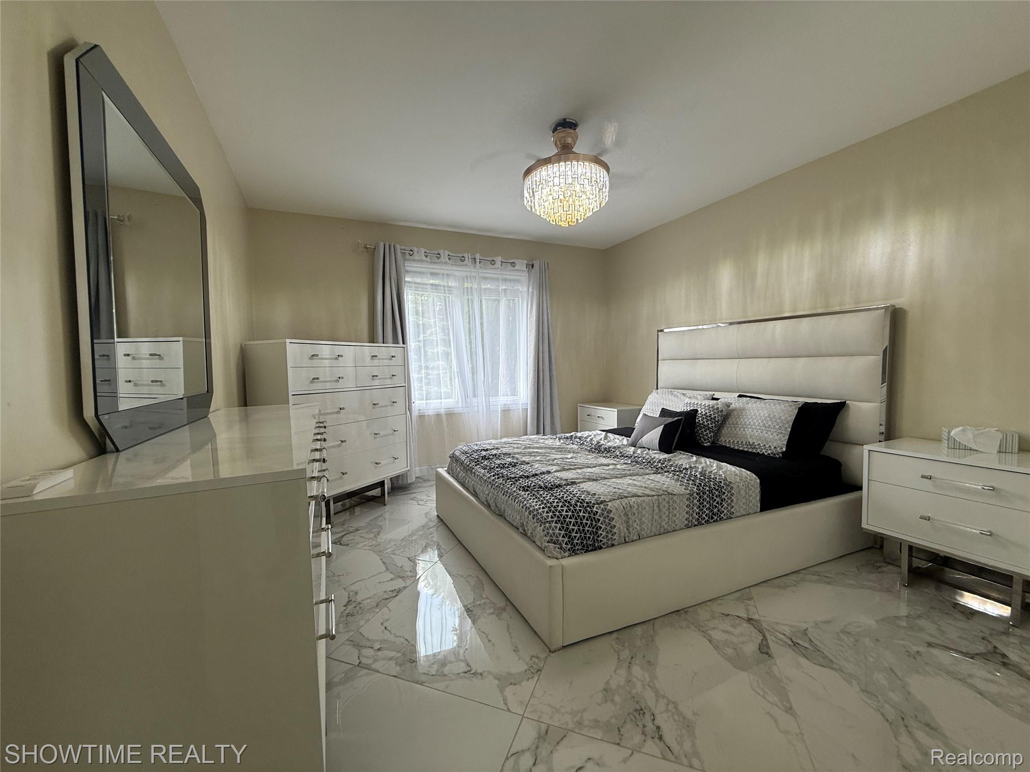 21523 Mackenzie Drive