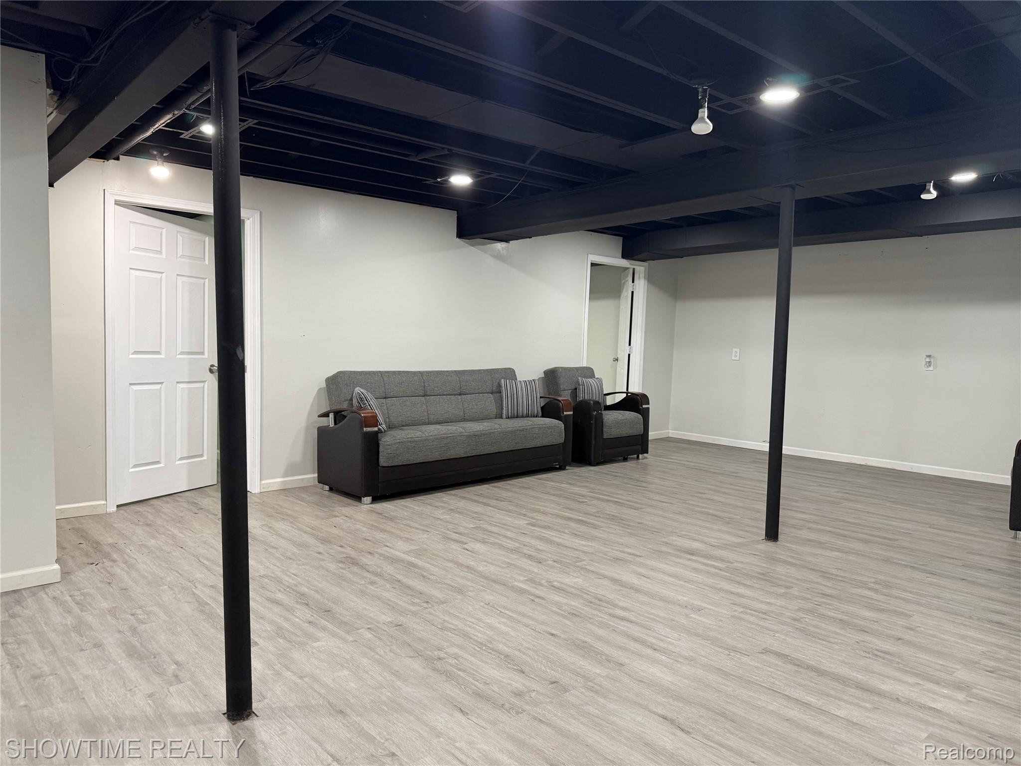 21523 Mackenzie Drive