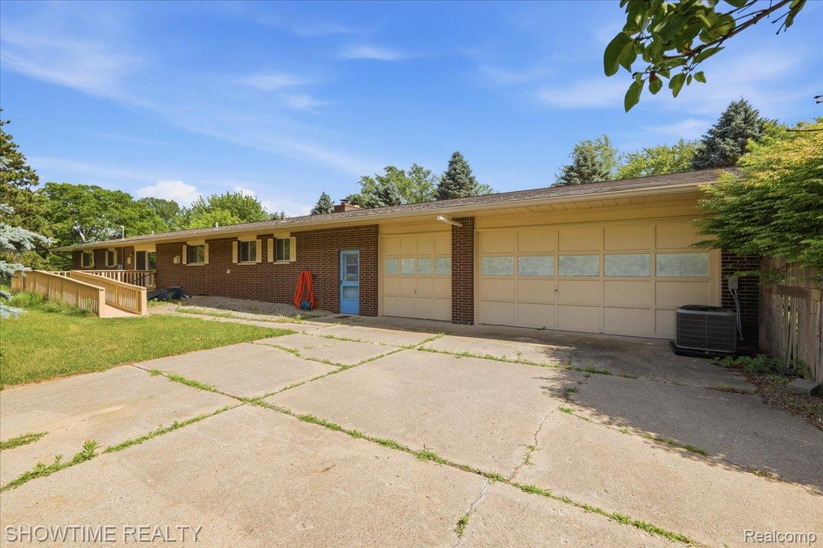 1661 Madeline Drive