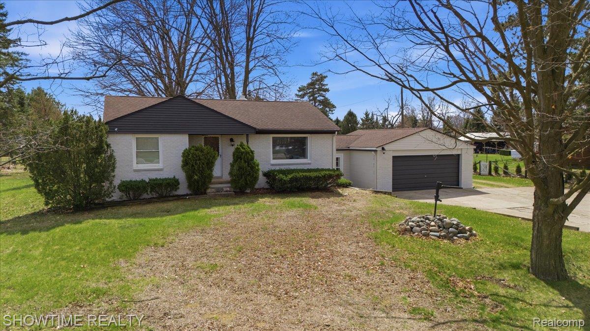 13912 22 Mile Road