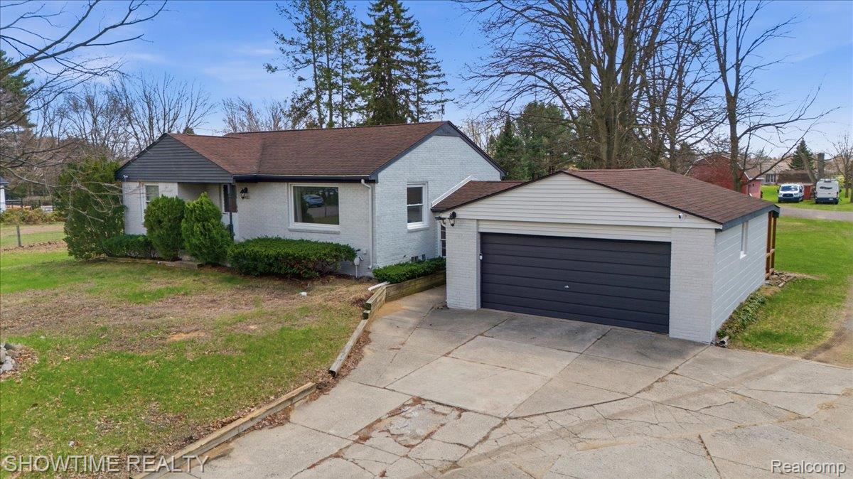 13912 22 Mile Road