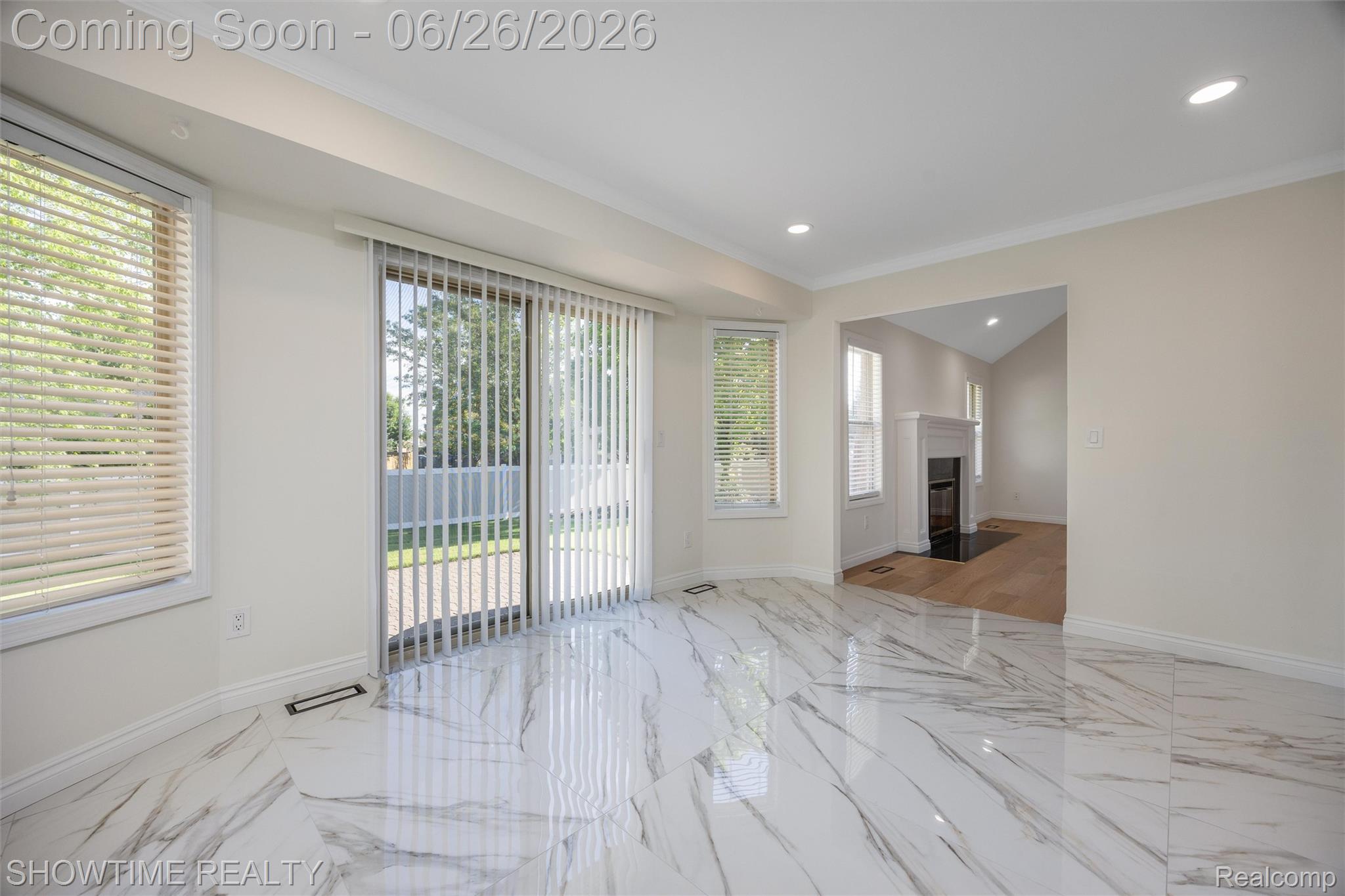 15854 Candle Drive