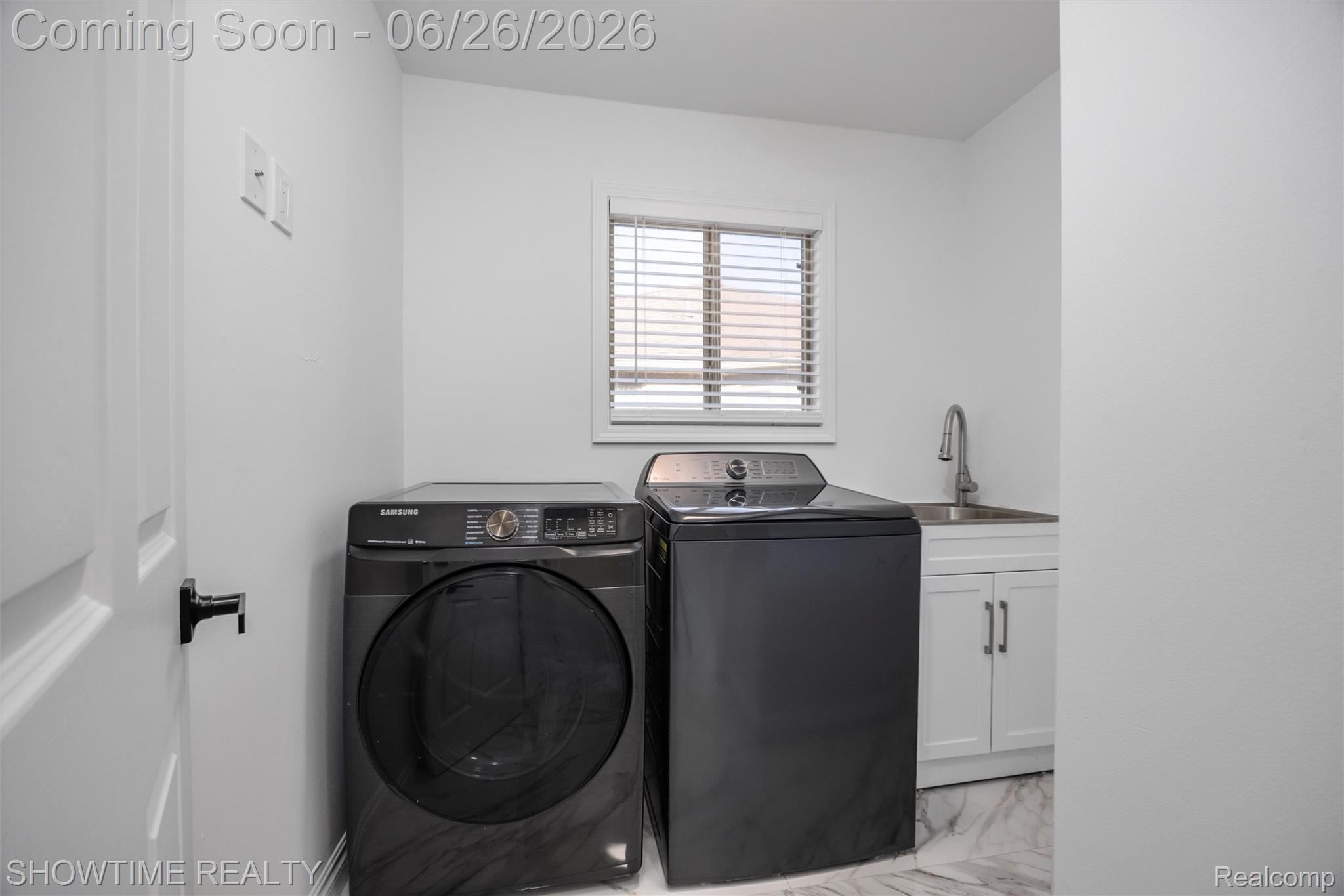 15854 Candle Drive