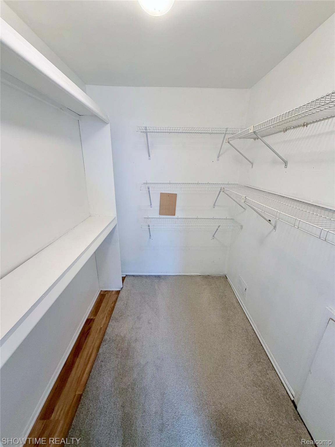 29117 Hayes Road Unit: 3