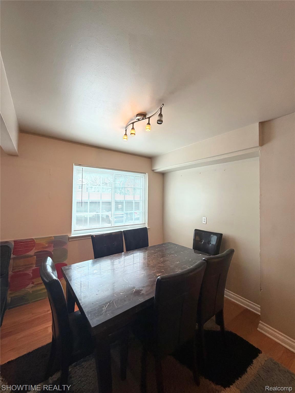 29117 Hayes Road Unit: 3