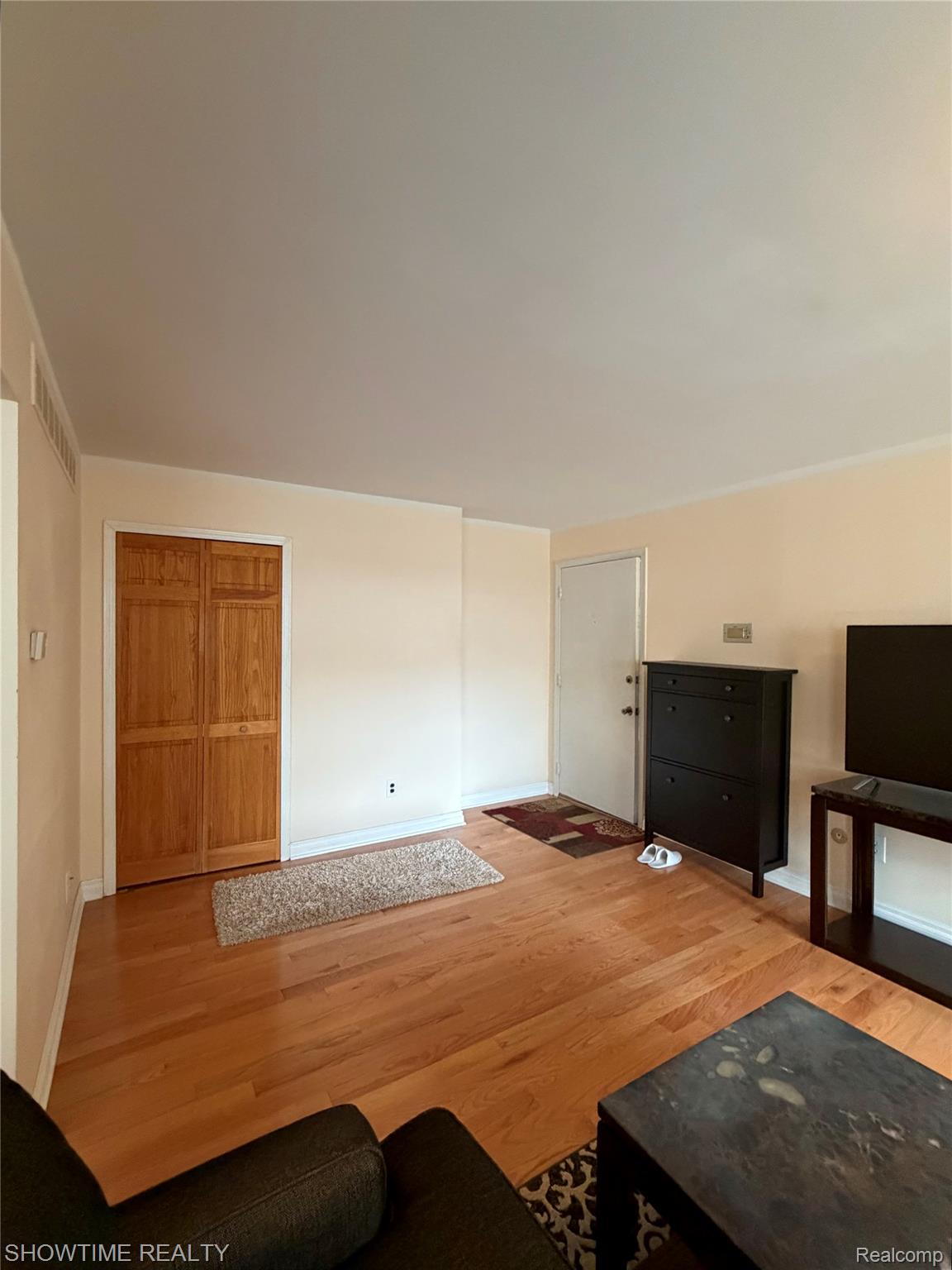 29117 Hayes Road Unit: 3