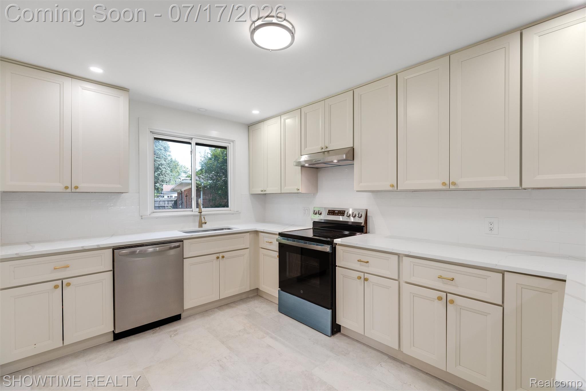 3708 Baybrook Drive
