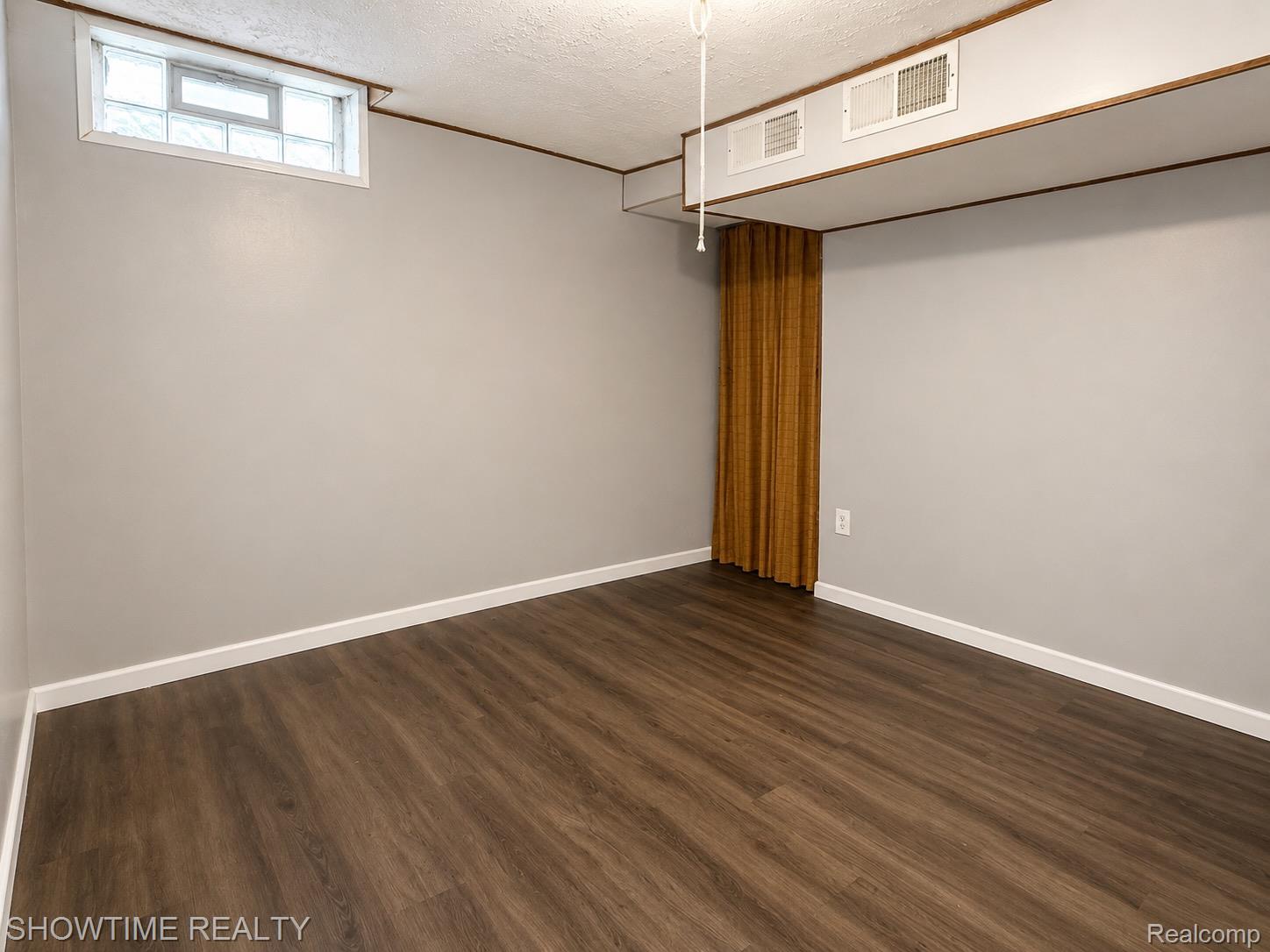40335 Harmon Drive