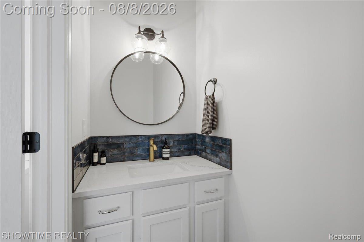 826 Eagle Drive