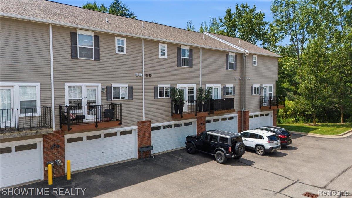 826 Eagle Drive