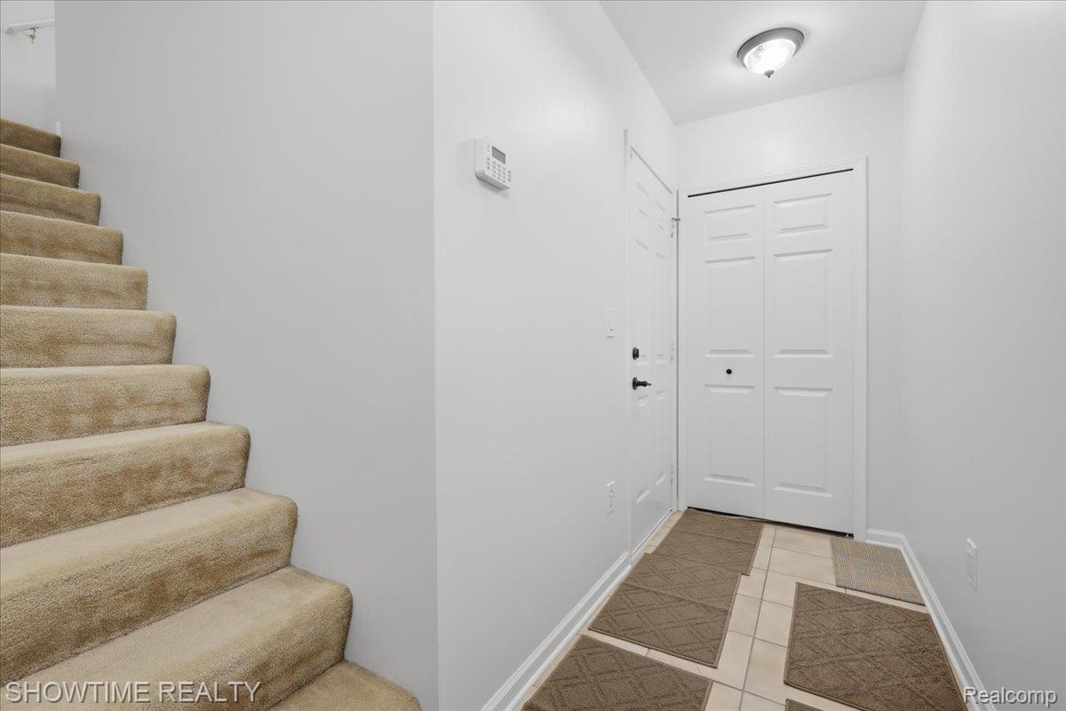 44075 Elm Drive