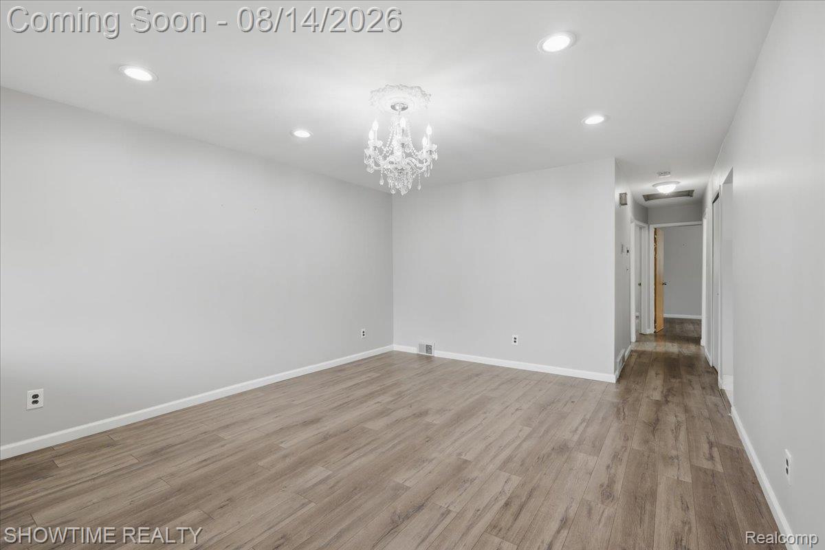 4922 Sanford Drive