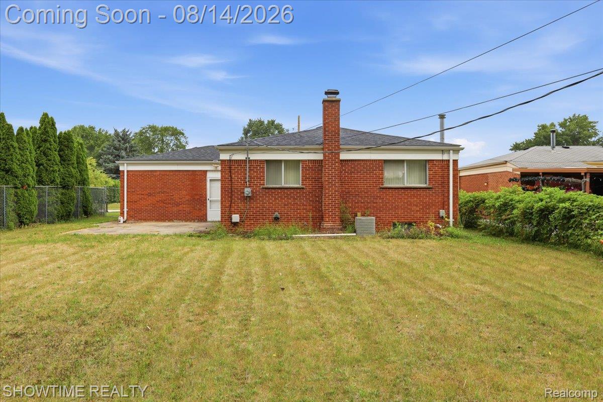 4922 Sanford Drive