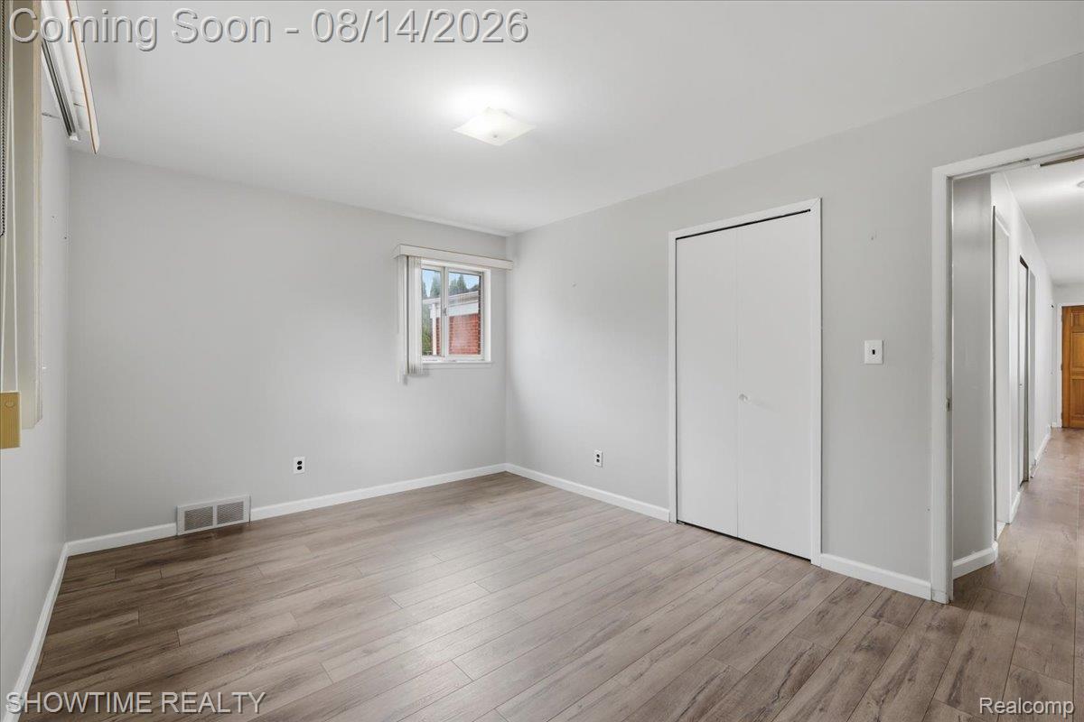 4922 Sanford Drive