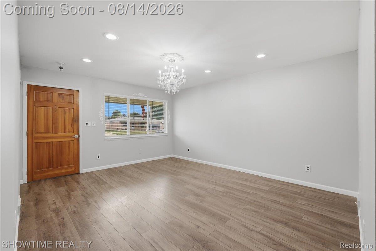 4922 Sanford Drive