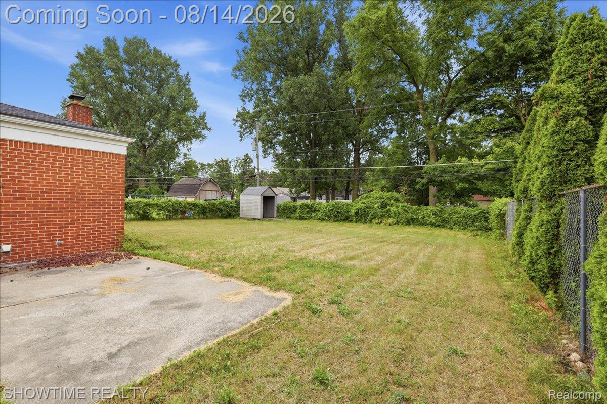 4922 Sanford Drive