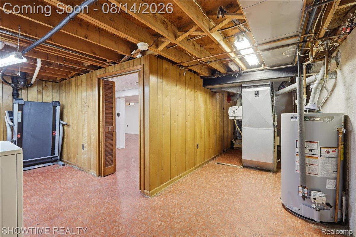 4922 Sanford Drive