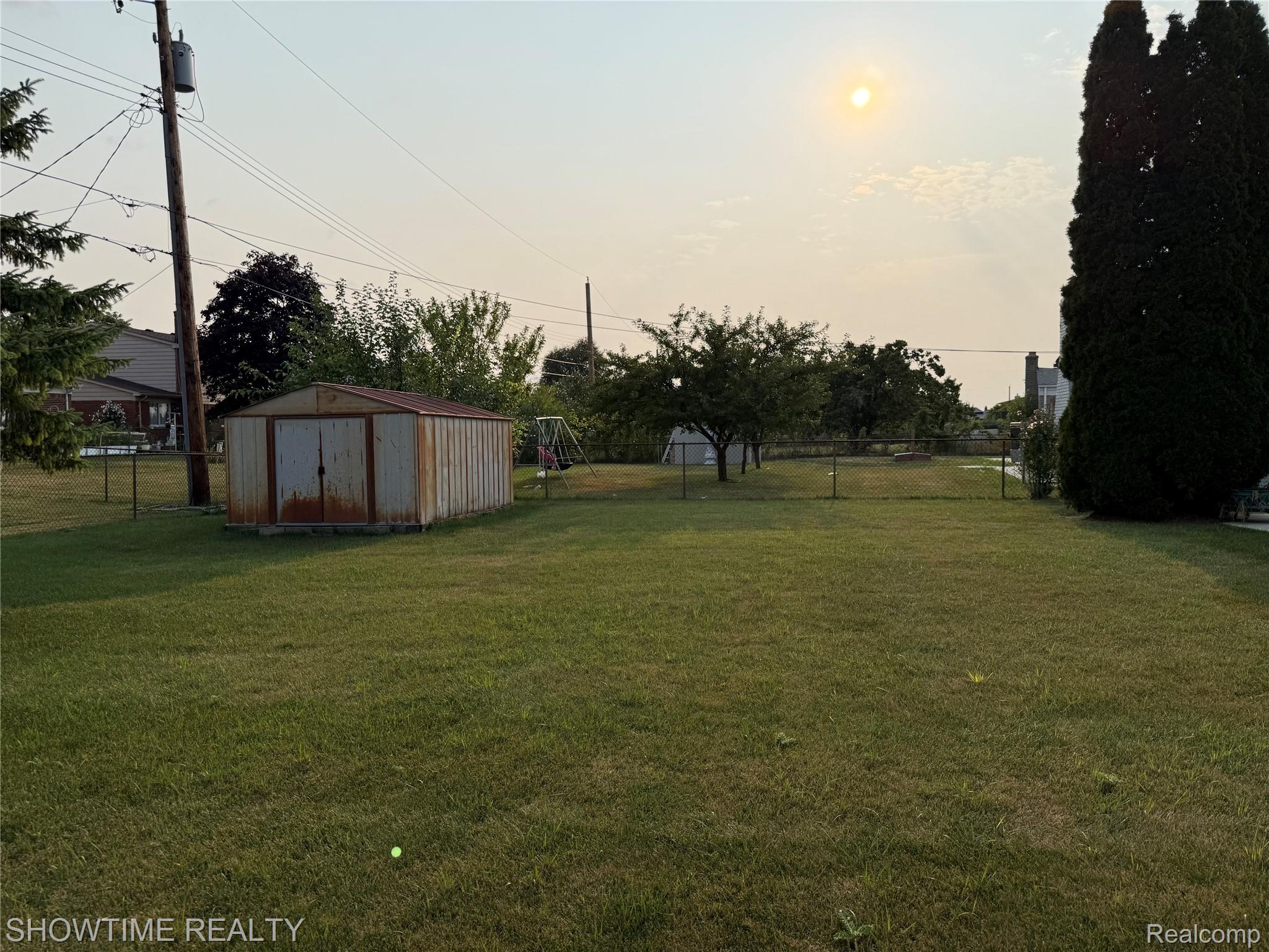 3740 MERRIMAC Drive