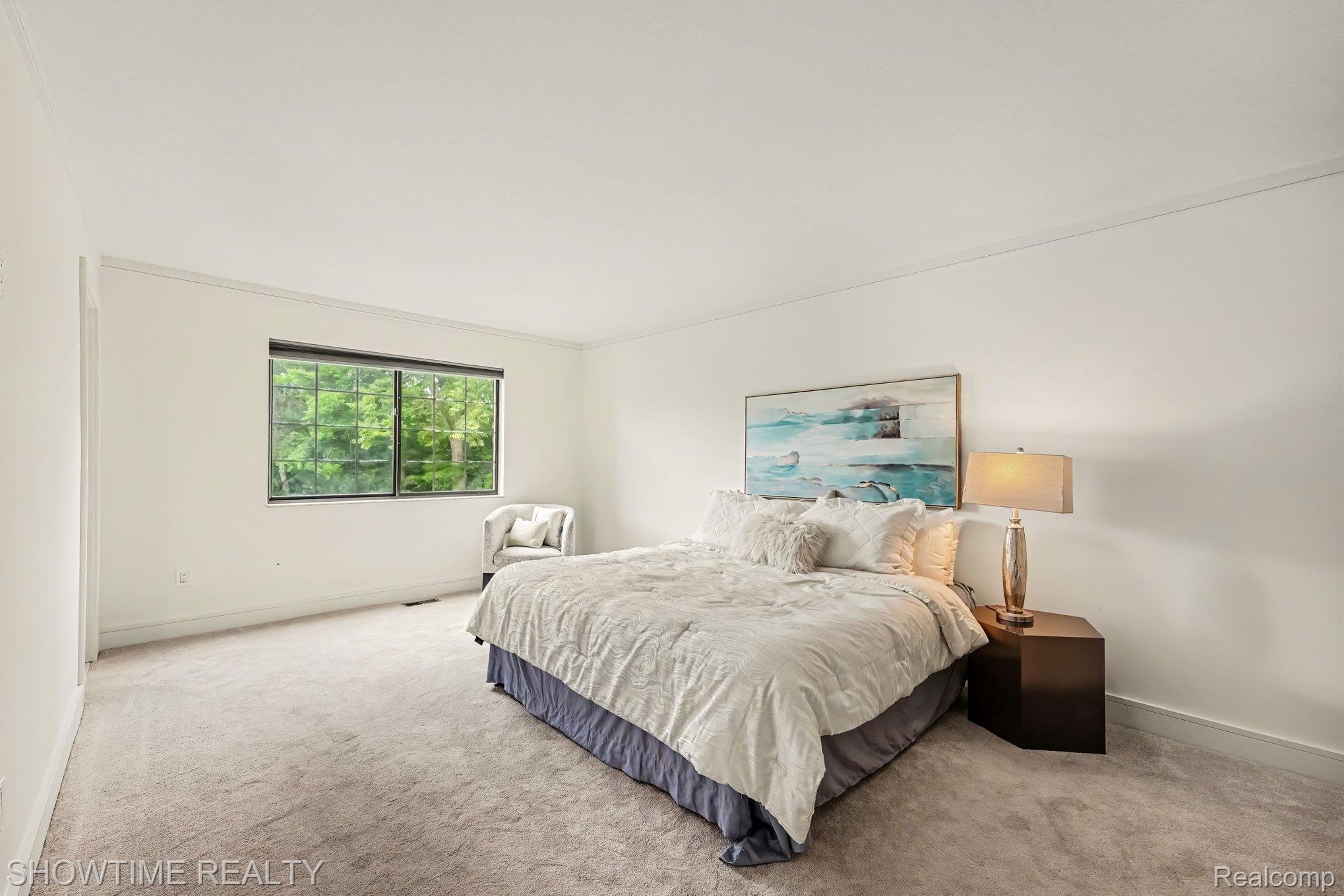 42160 Woodward Avenue Unit: 39