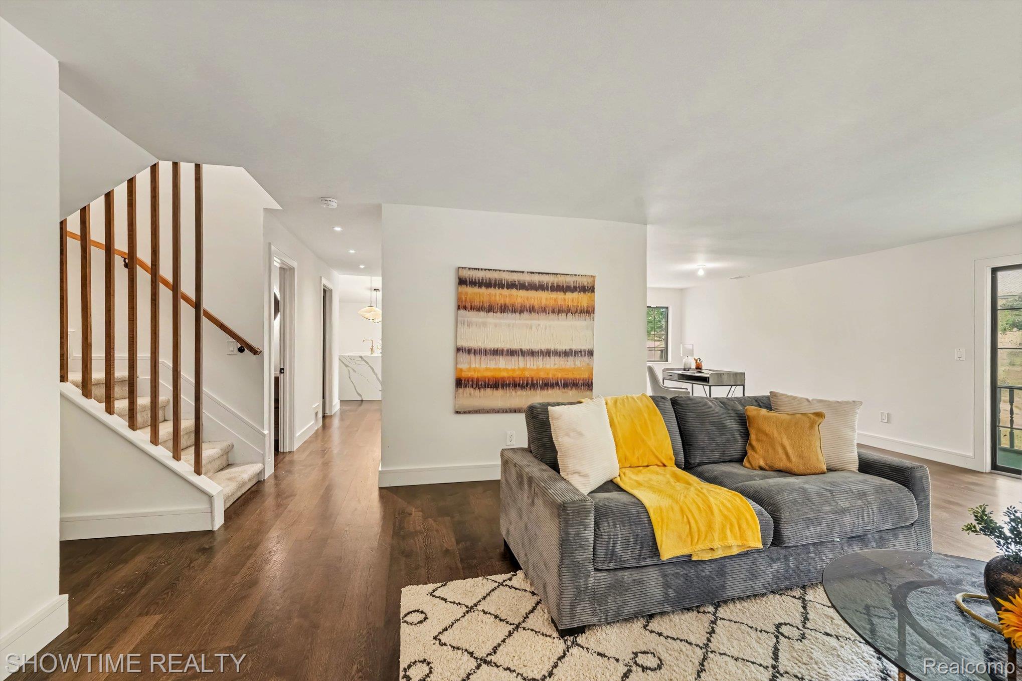 42160 Woodward Avenue Unit: 39