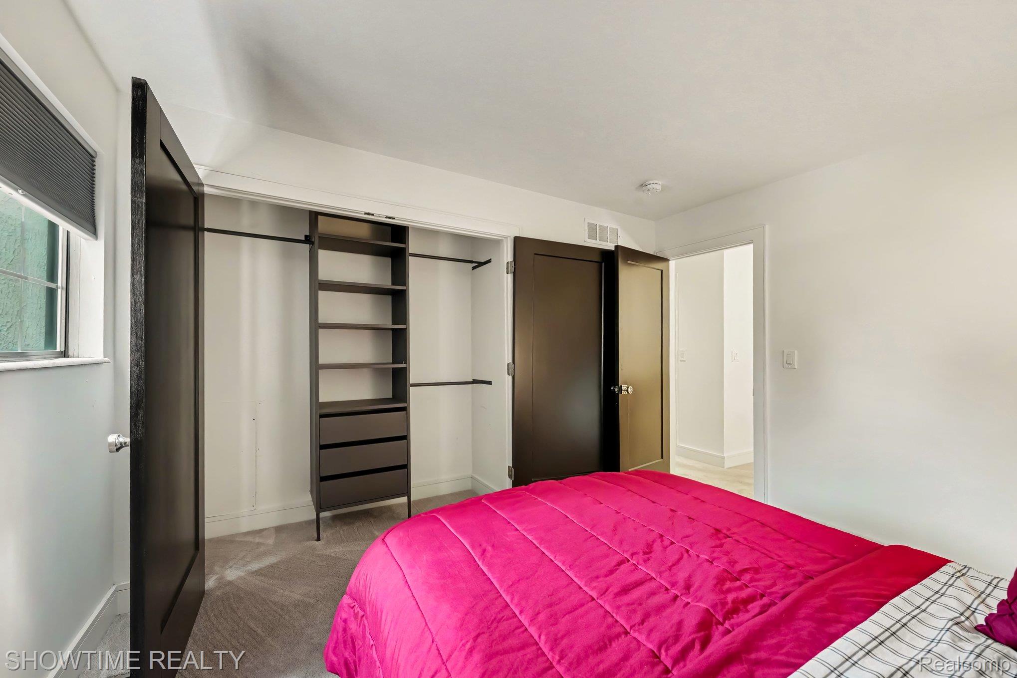 42160 Woodward Avenue Unit: 39