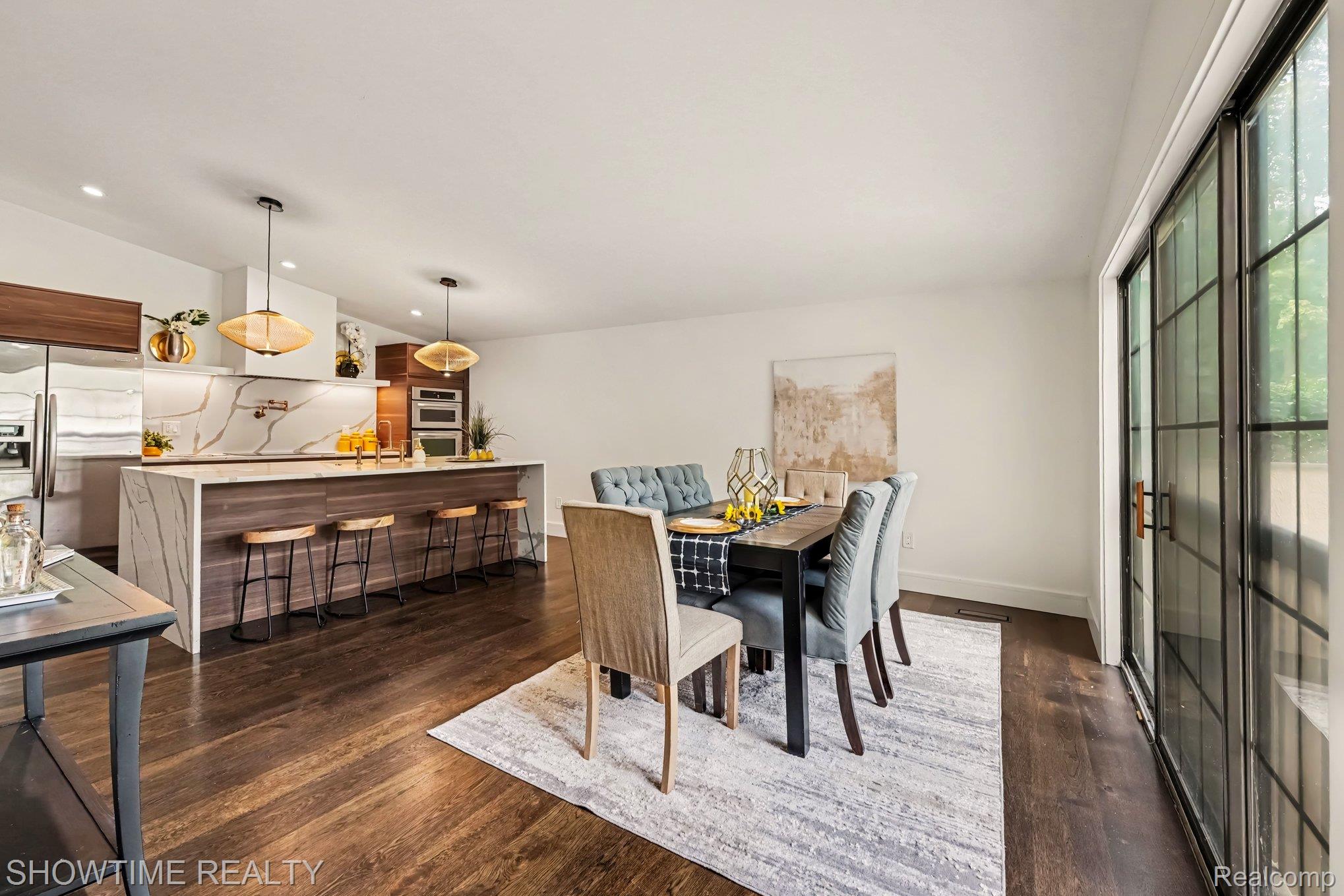 42160 Woodward Avenue Unit: 39