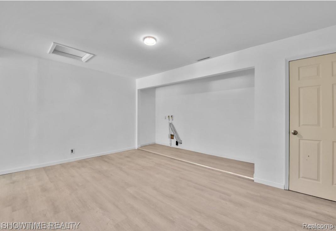 654 N BLACKS CORNERS Road