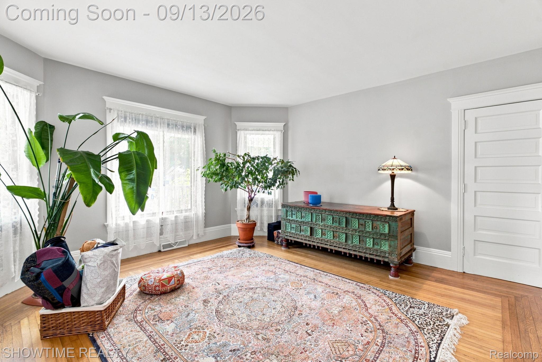 1513 Saint Clair Boulevard