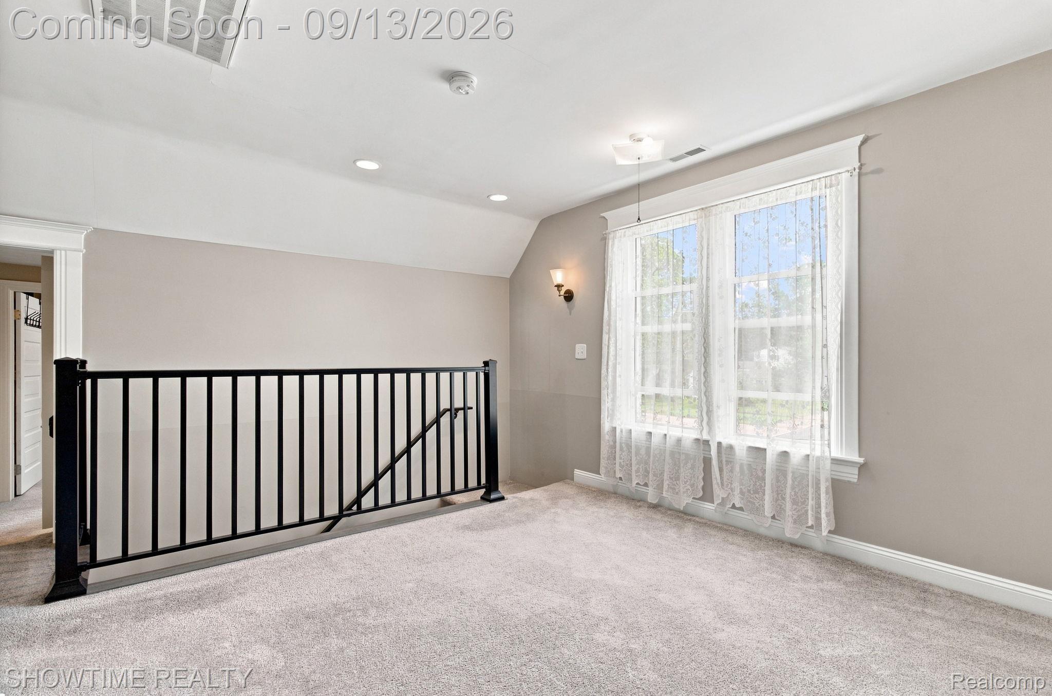 1513 Saint Clair Boulevard