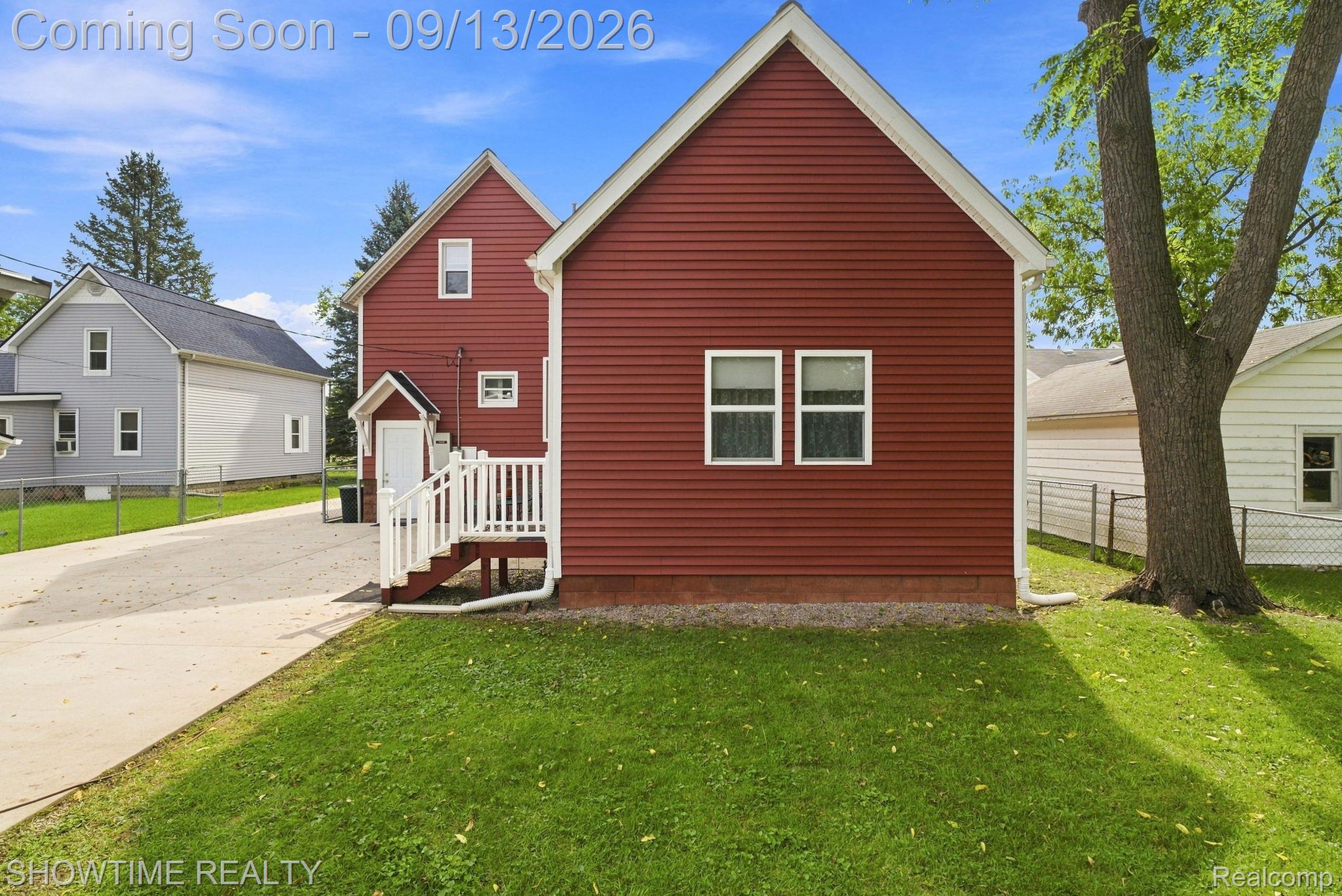 1513 Saint Clair Boulevard