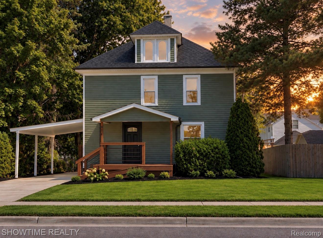 914 N Main Street