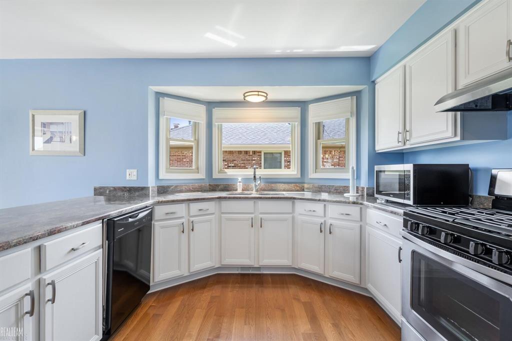 17456 Hilldale Drive