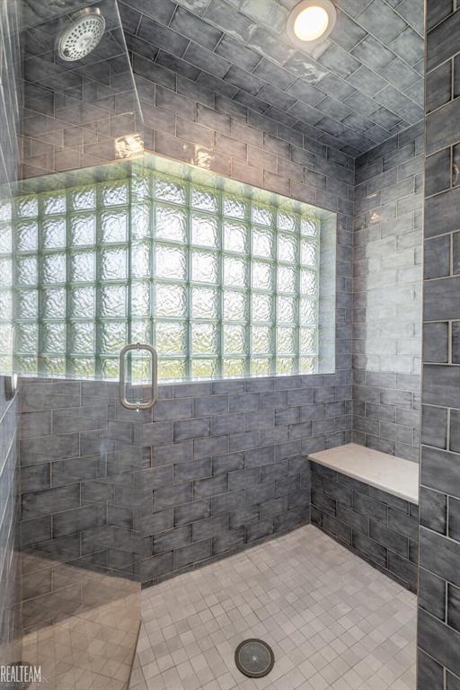 17456 Hilldale Drive